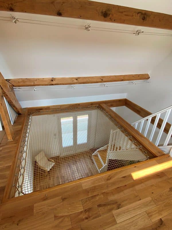 Filet de protection (garde-corps) beige SUR MESURE pour décorer ou  sécuriser escaliers, terrasses, balustrades.