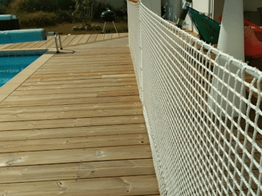 Barriere piscine filet protection
