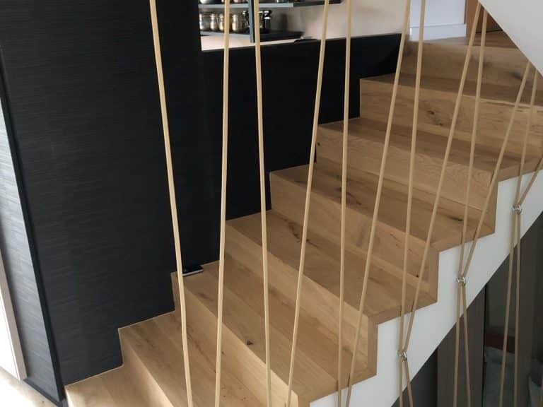 Garde corps design escalier cordage beige