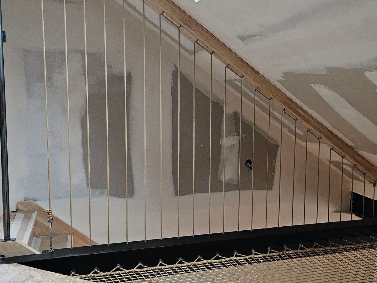 Filet garde corps escalier beige et filet interieur