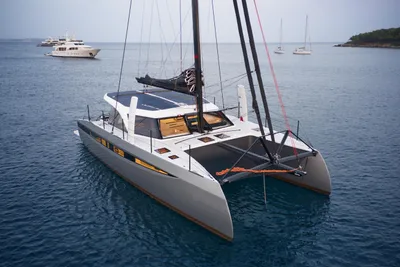 hh-catamarans